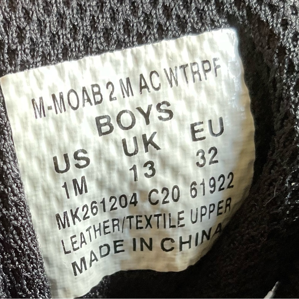 Merrell Boy's Moab 2 Mid Waterproof Boots Size 1 - Picture 9 of 10